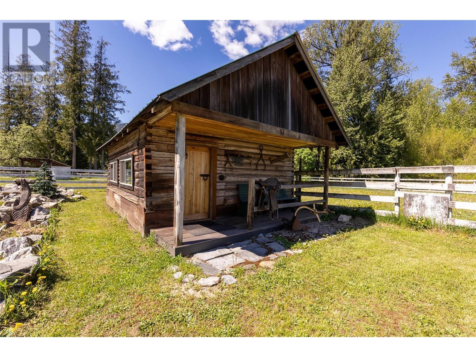 2169 Solsqua Road, Sicamous