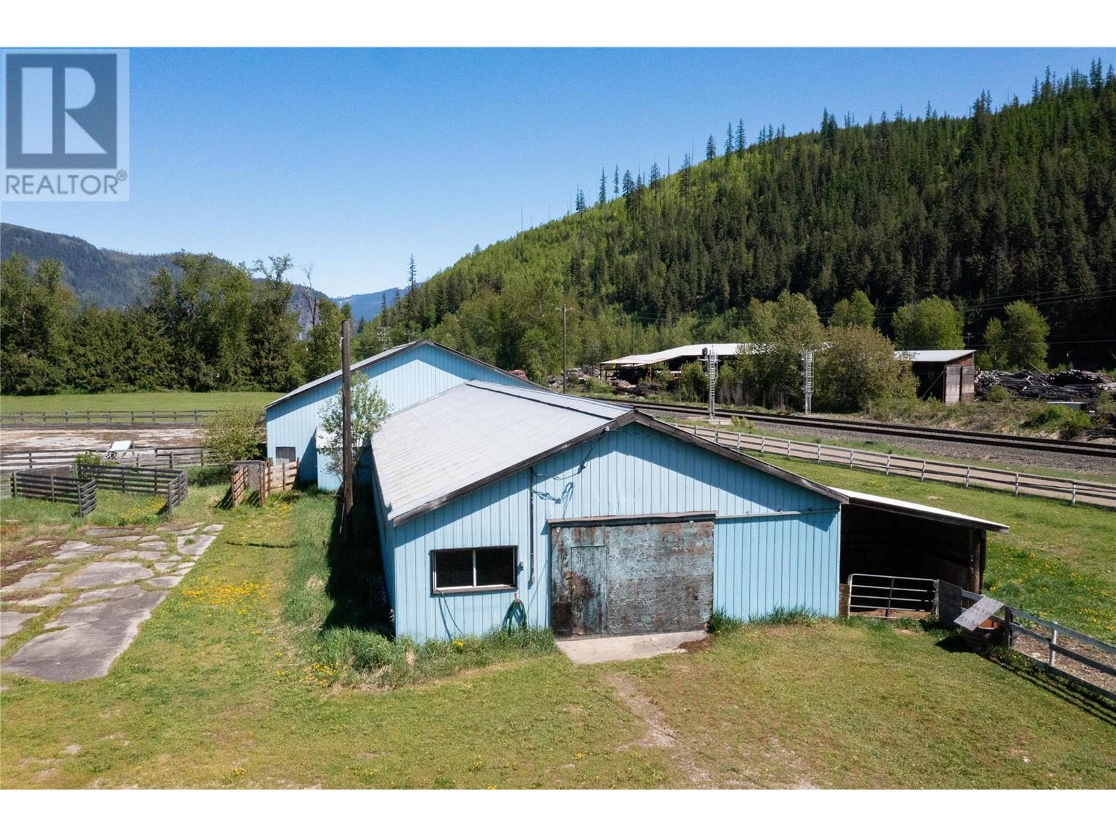 2169 Solsqua Road, Sicamous