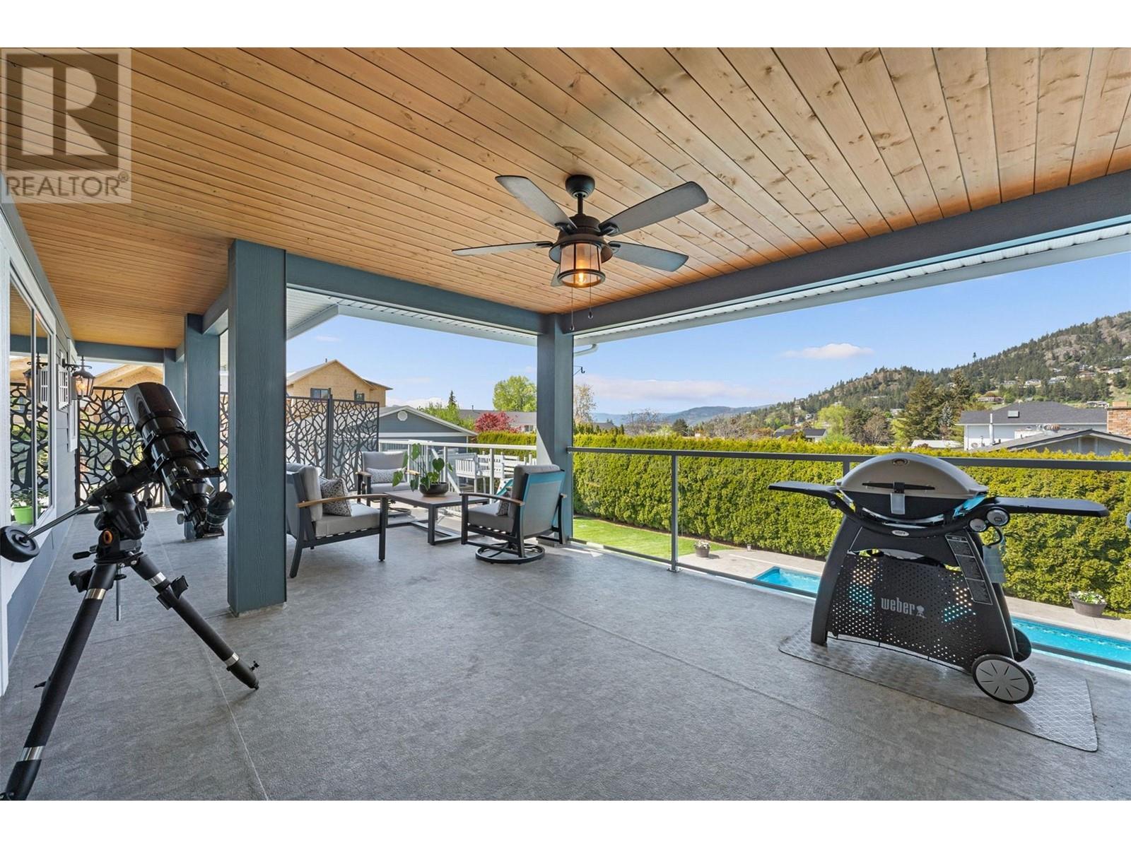 3010 Thacker Drive, West Kelowna