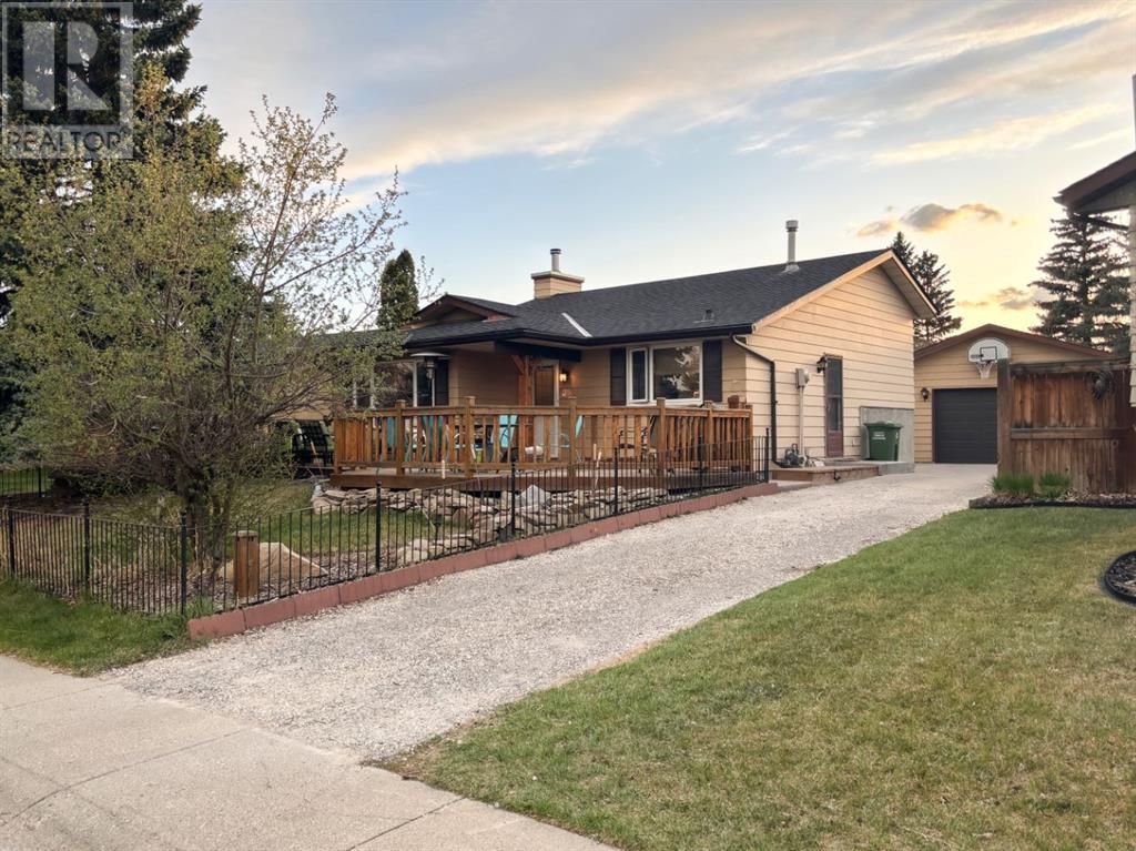 9 Glendale Way, Cochrane