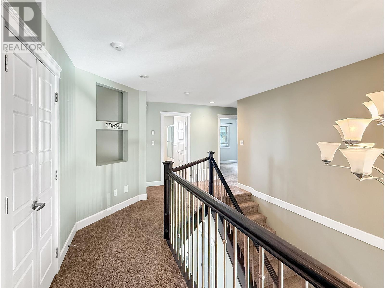 7664 EASTVIEW STREET, Prince George