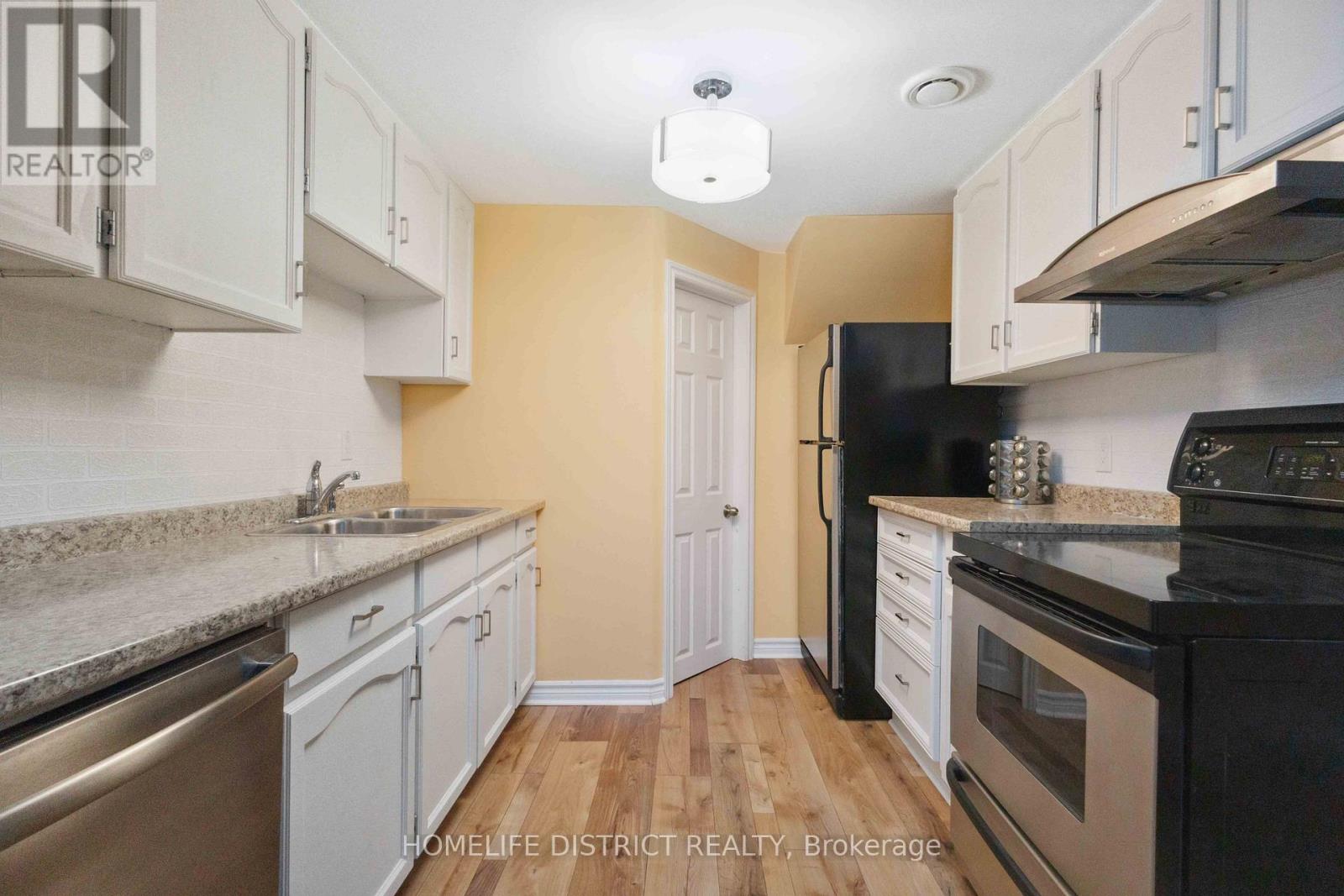Photo 14 of 2 Bushford Street, Clarington ON