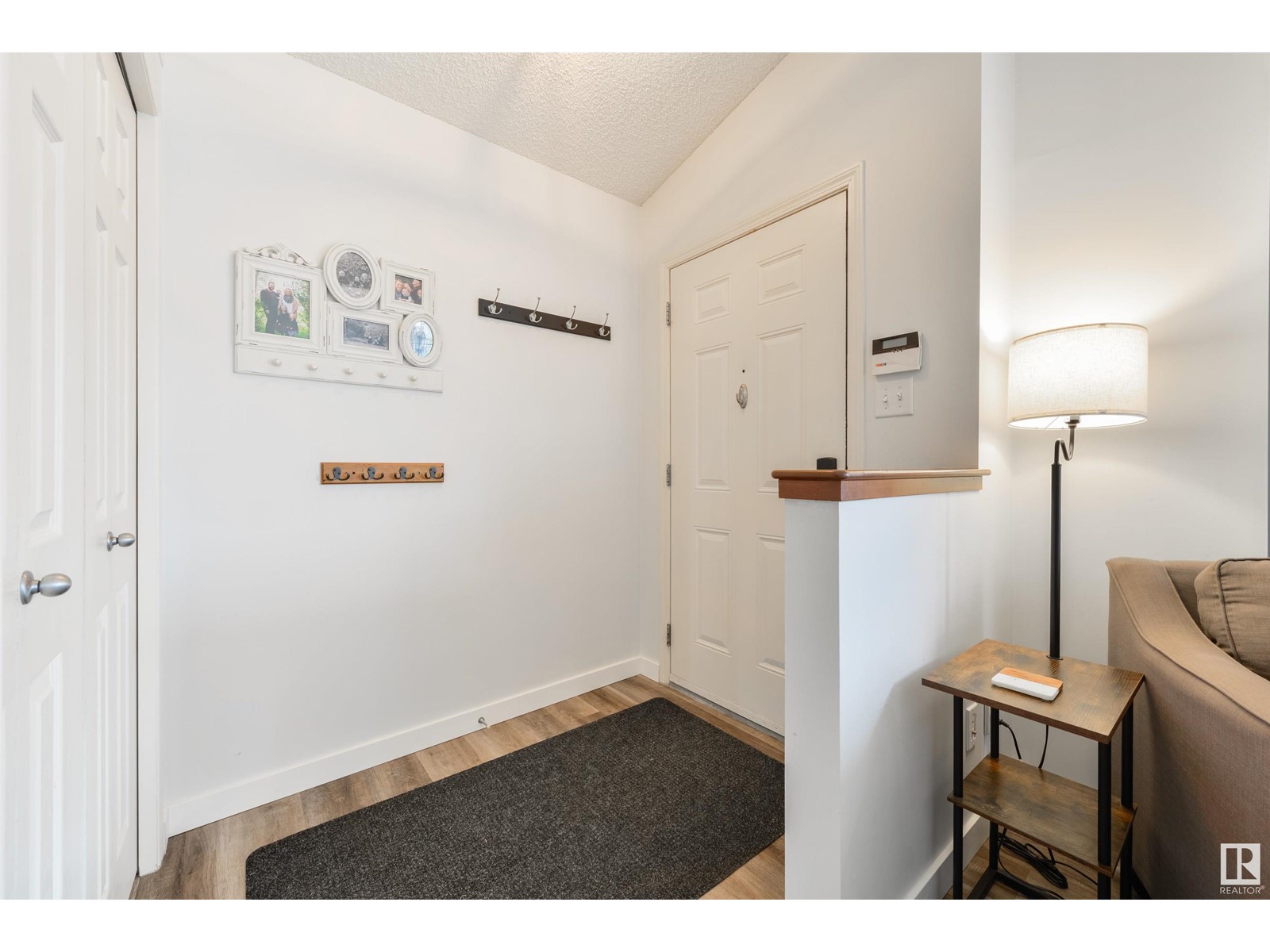 5868 SUTTER PL NW, Edmonton