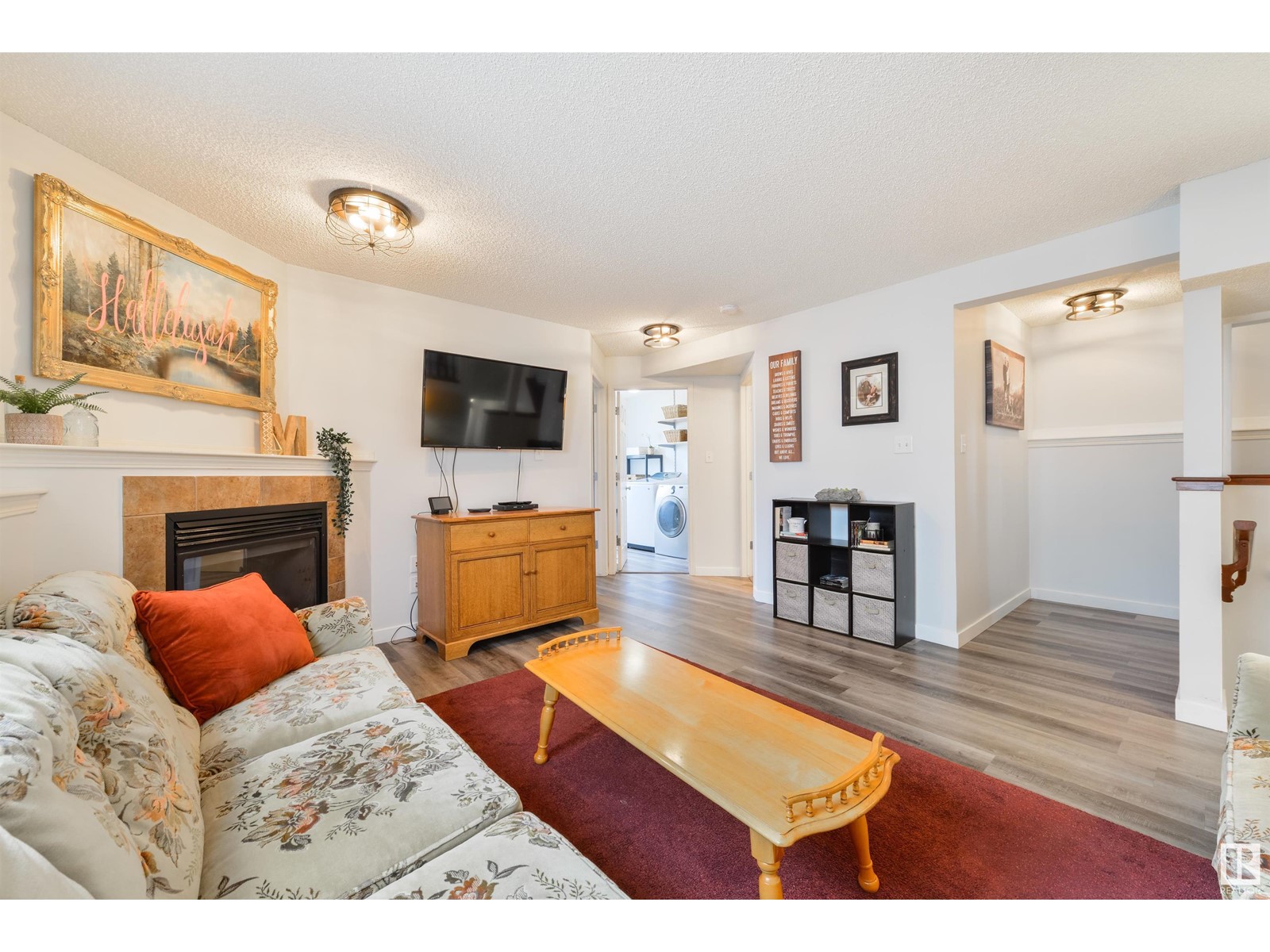 5868 SUTTER PL NW, Edmonton
