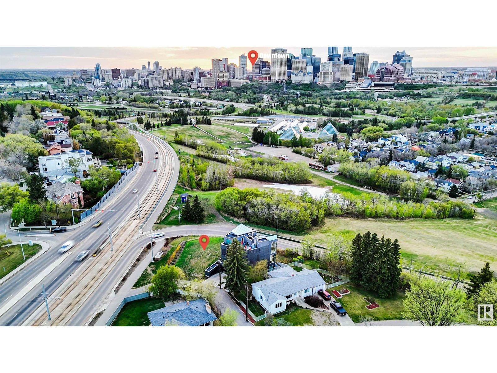 Photo 1 of 9260 A Strathearn Dr Nw, Edmonton AB