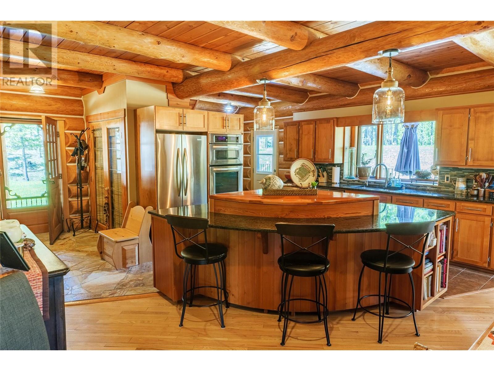 3200 Highway 93/95 Highway, Canal Flats