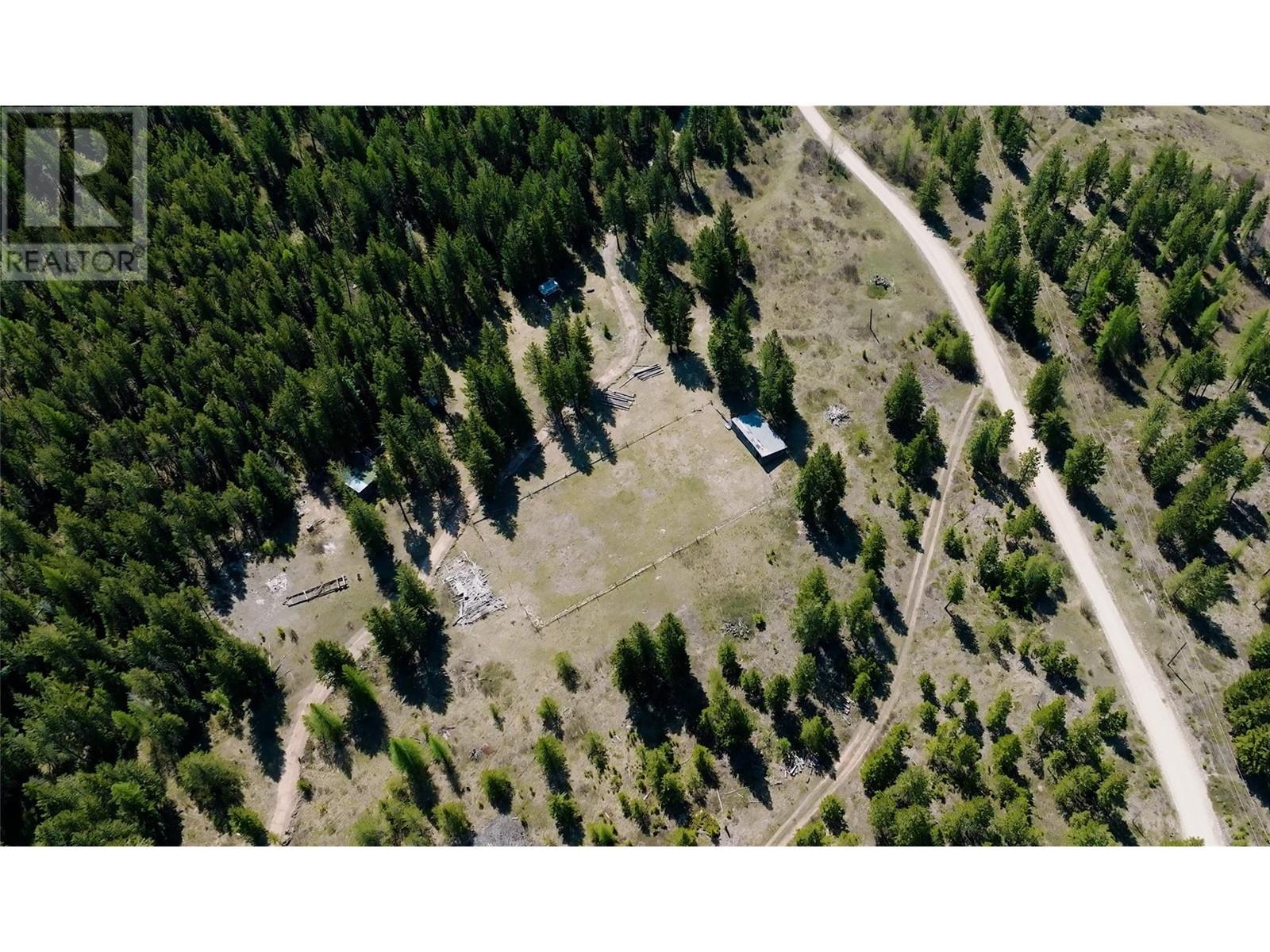 3200 Highway 93/95 Highway, Canal Flats