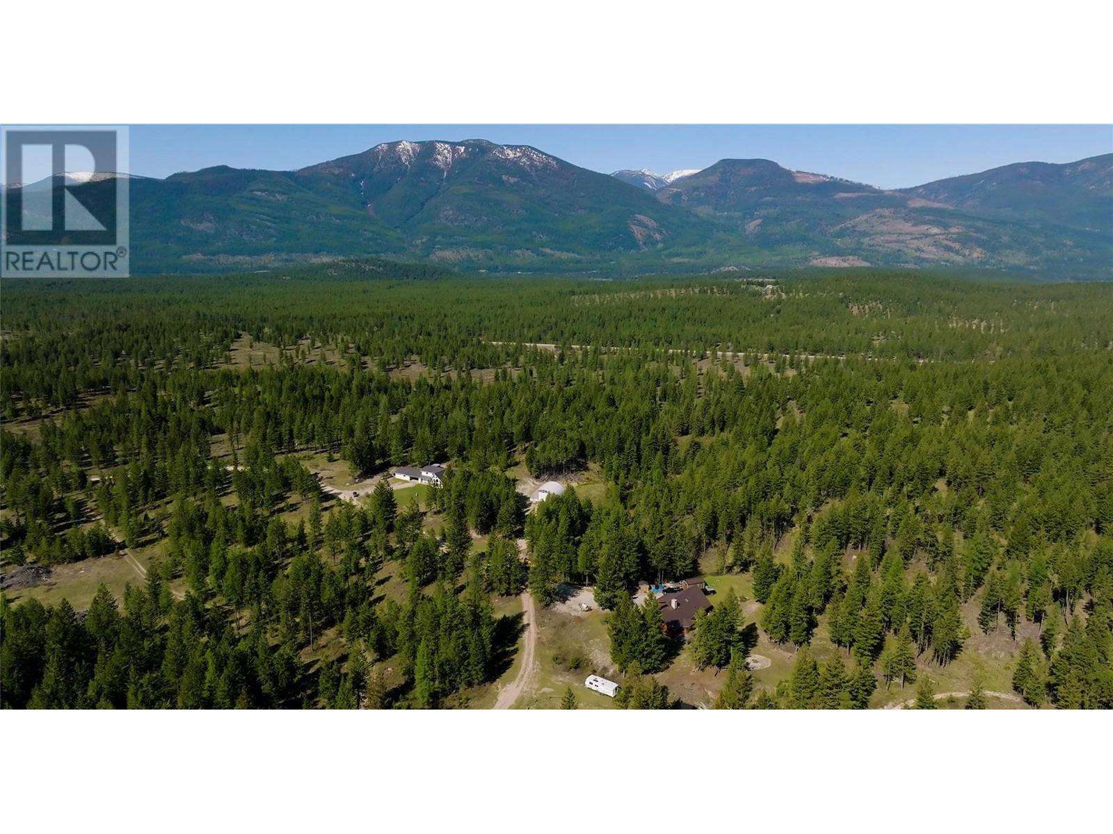 3200 Highway 93/95 Highway, Canal Flats