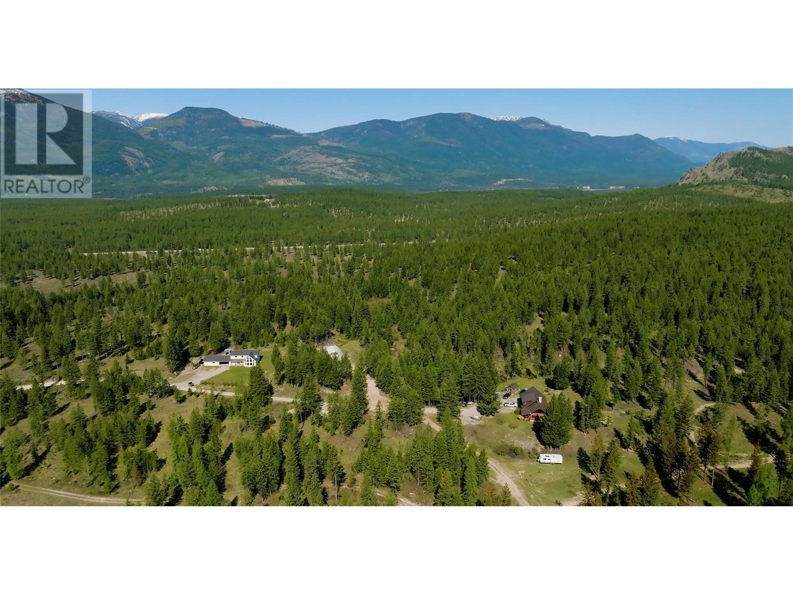 3200 Highway 93/95 Highway, Canal Flats