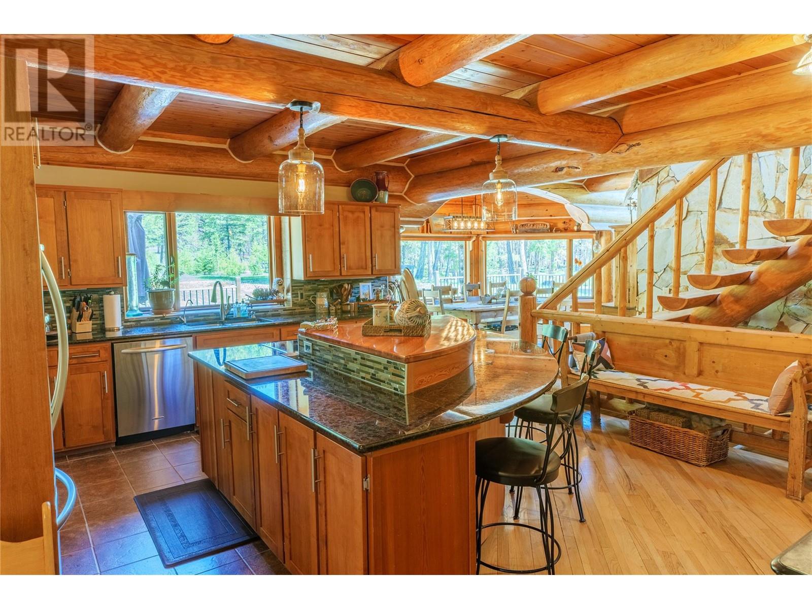 3200 Highway 93/95 Highway, Canal Flats