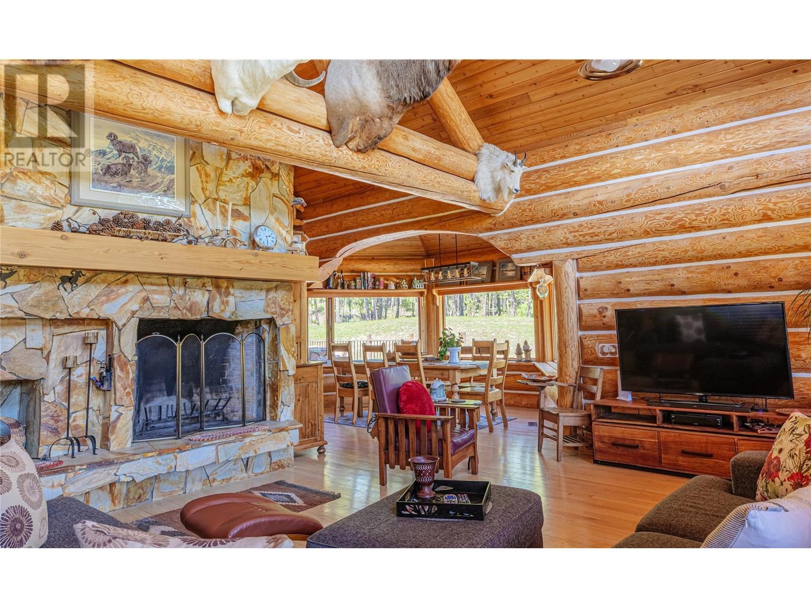 3200 Highway 93/95 Highway, Canal Flats