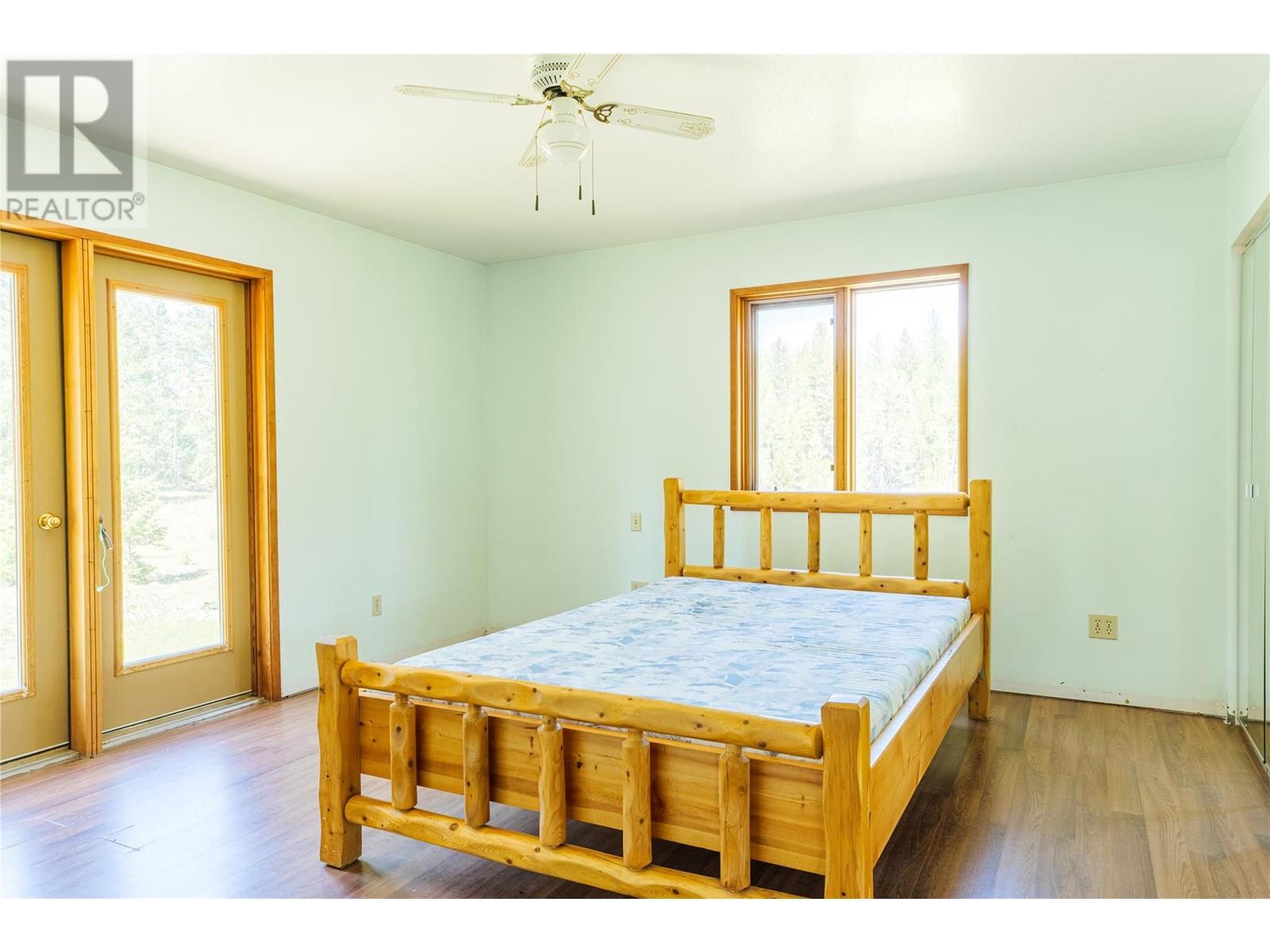 3200 Highway 93/95 Highway, Canal Flats