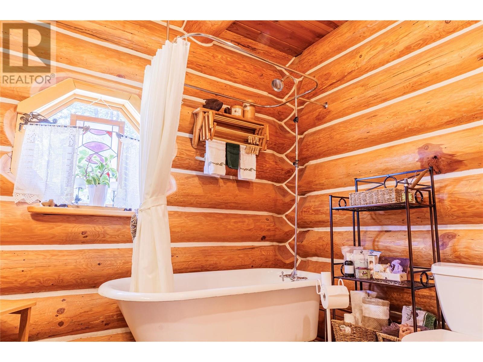 3200 Highway 93/95 Highway, Canal Flats