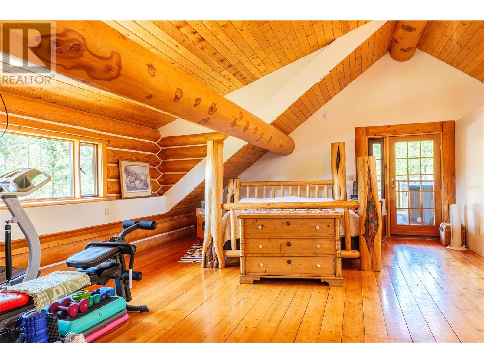 3200 Highway 93/95 Highway, Canal Flats