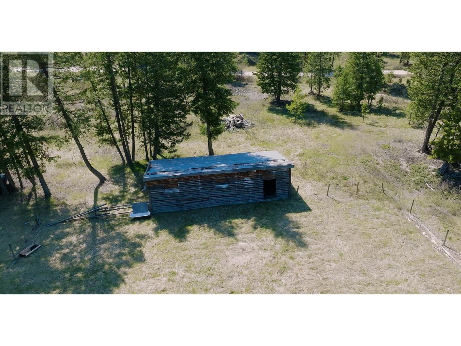 3200 Highway 93/95 Highway, Canal Flats