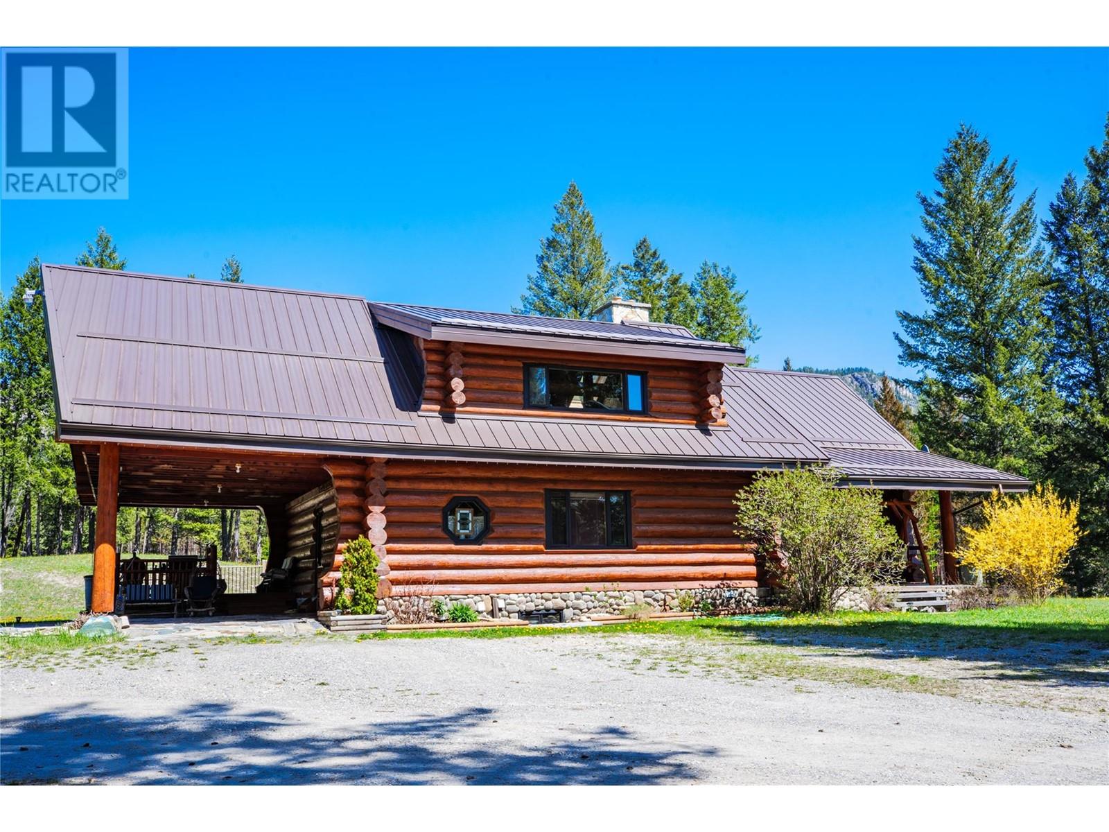 3200 Highway 93/95 Highway, Canal Flats