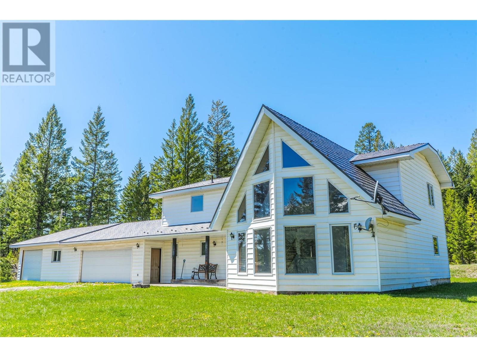 3200 Highway 93/95 Highway, Canal Flats