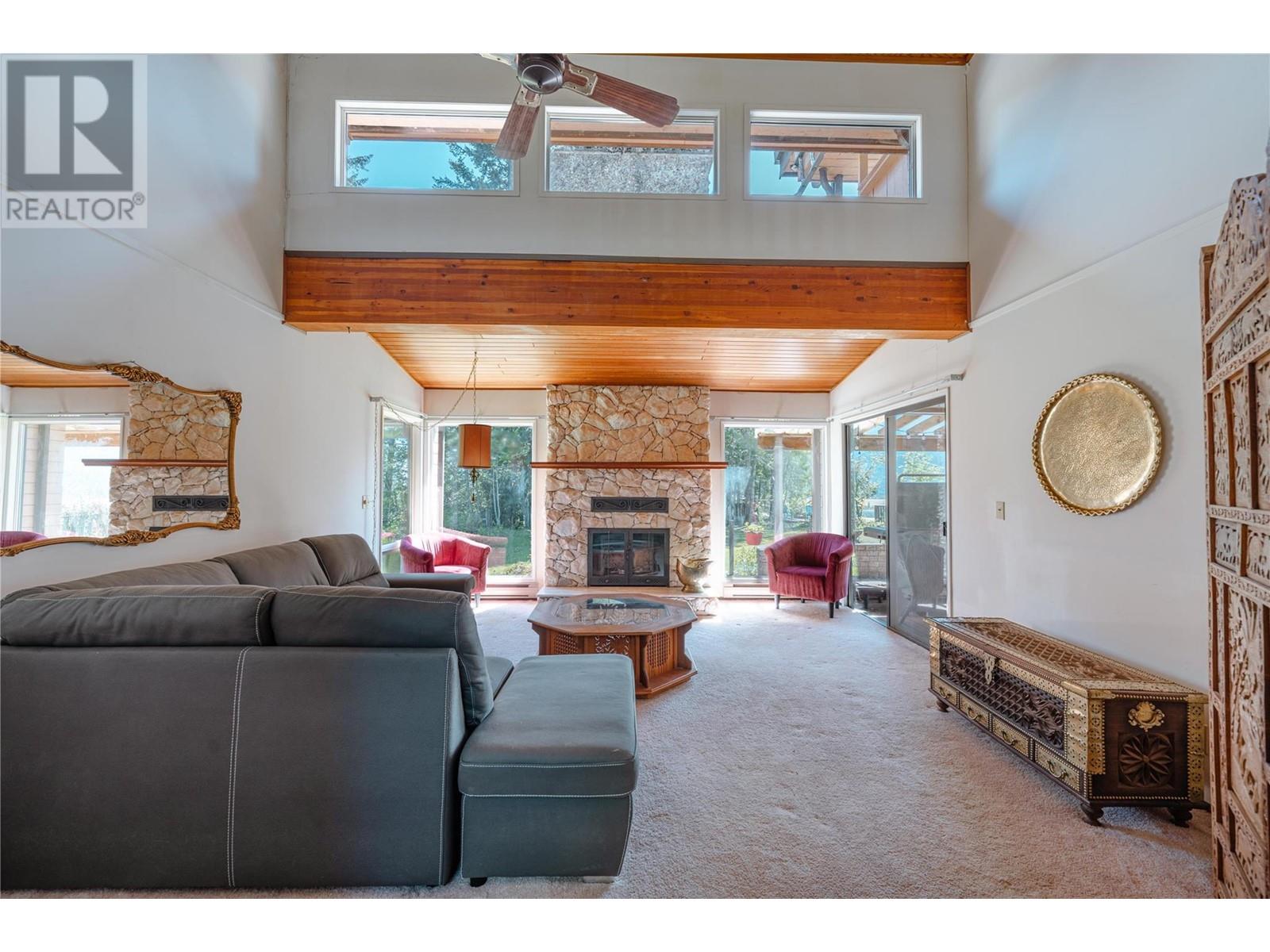 1447 Shiell Road, Revelstoke