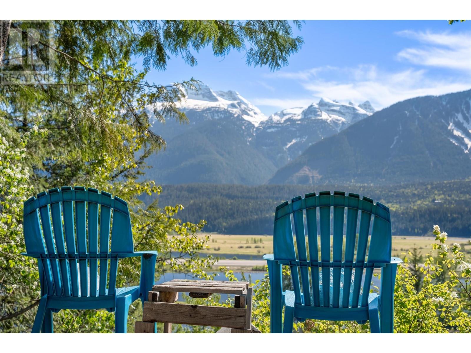 1447 Shiell Road, Revelstoke