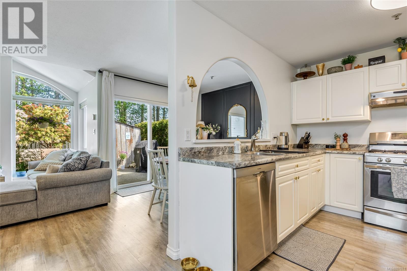 2 251 McPhedran Rd, Campbell River