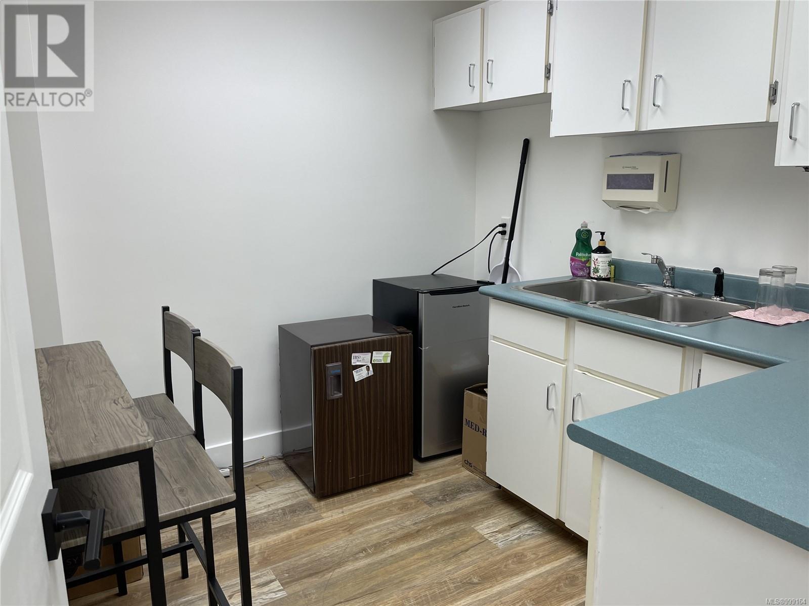 Photo 17 of 4445 Gertrude St, Port Alberni BC