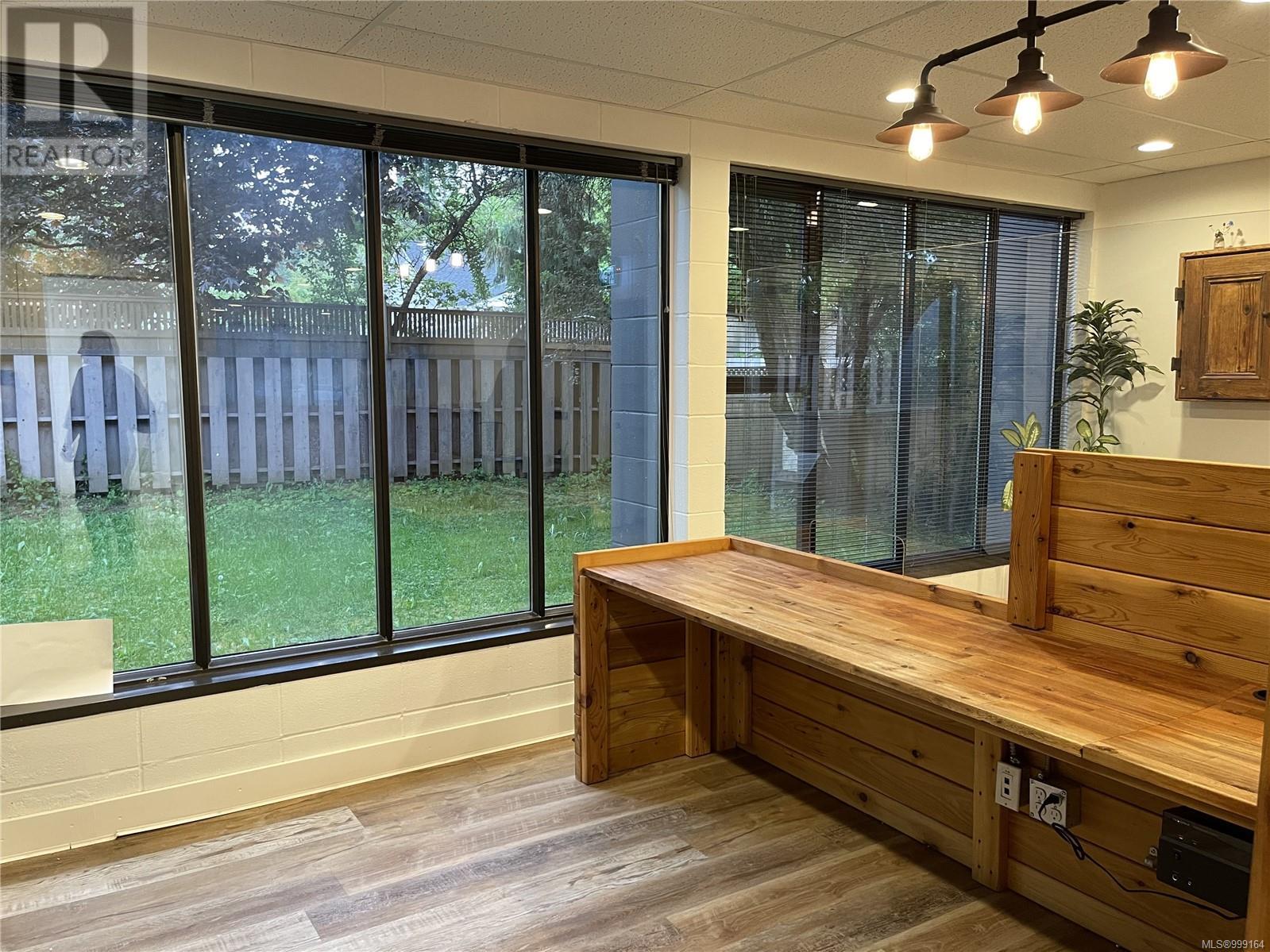Photo 6 of 4445 Gertrude St, Port Alberni BC