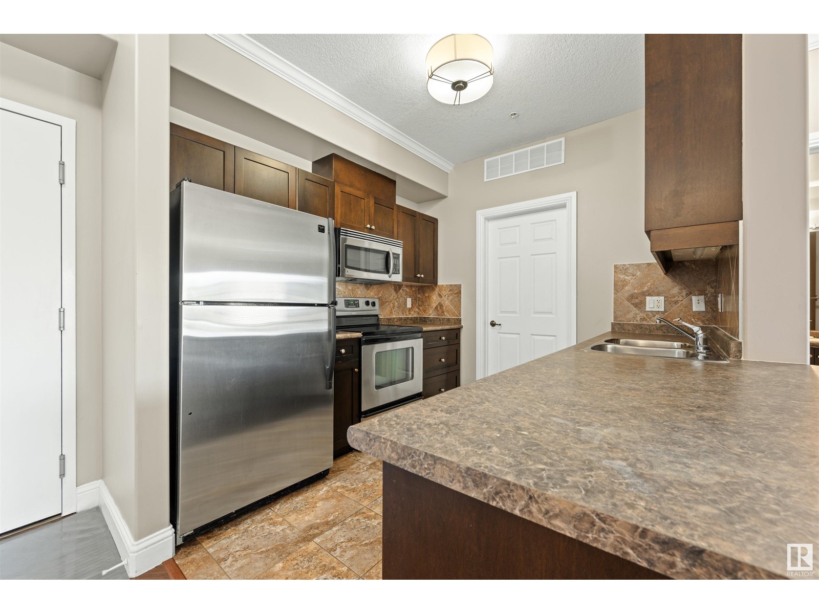 #109 14612 125 ST NW, Edmonton