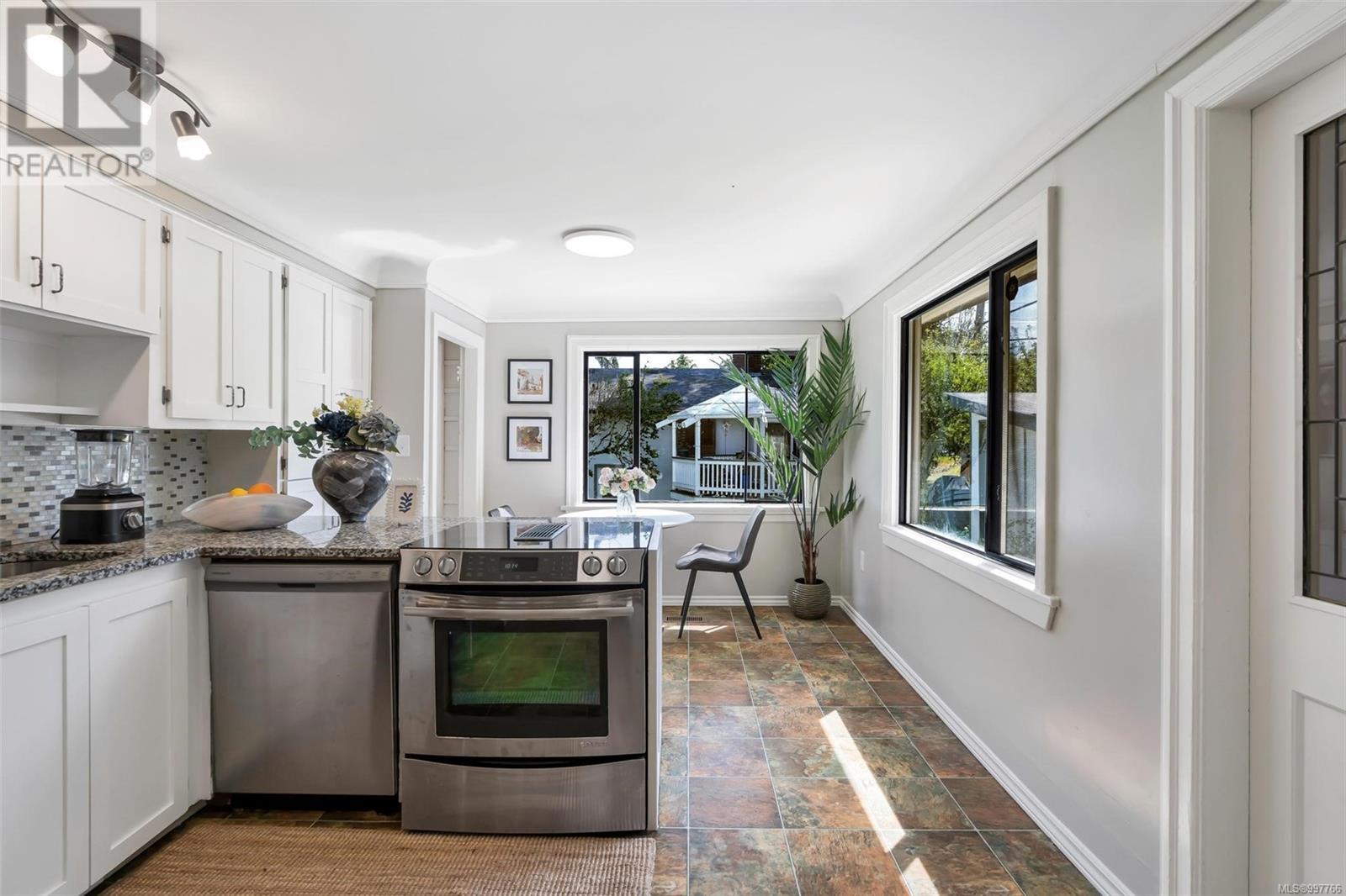 Photo 11 of 1498 Derby Rd, Saanich BC