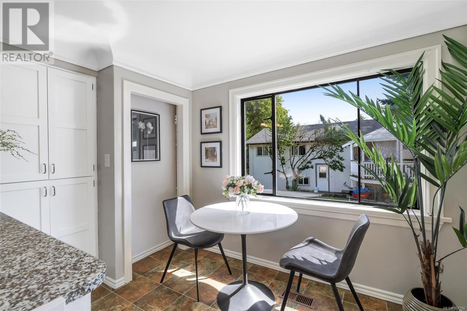 Photo 12 of 1498 Derby Rd, Saanich BC