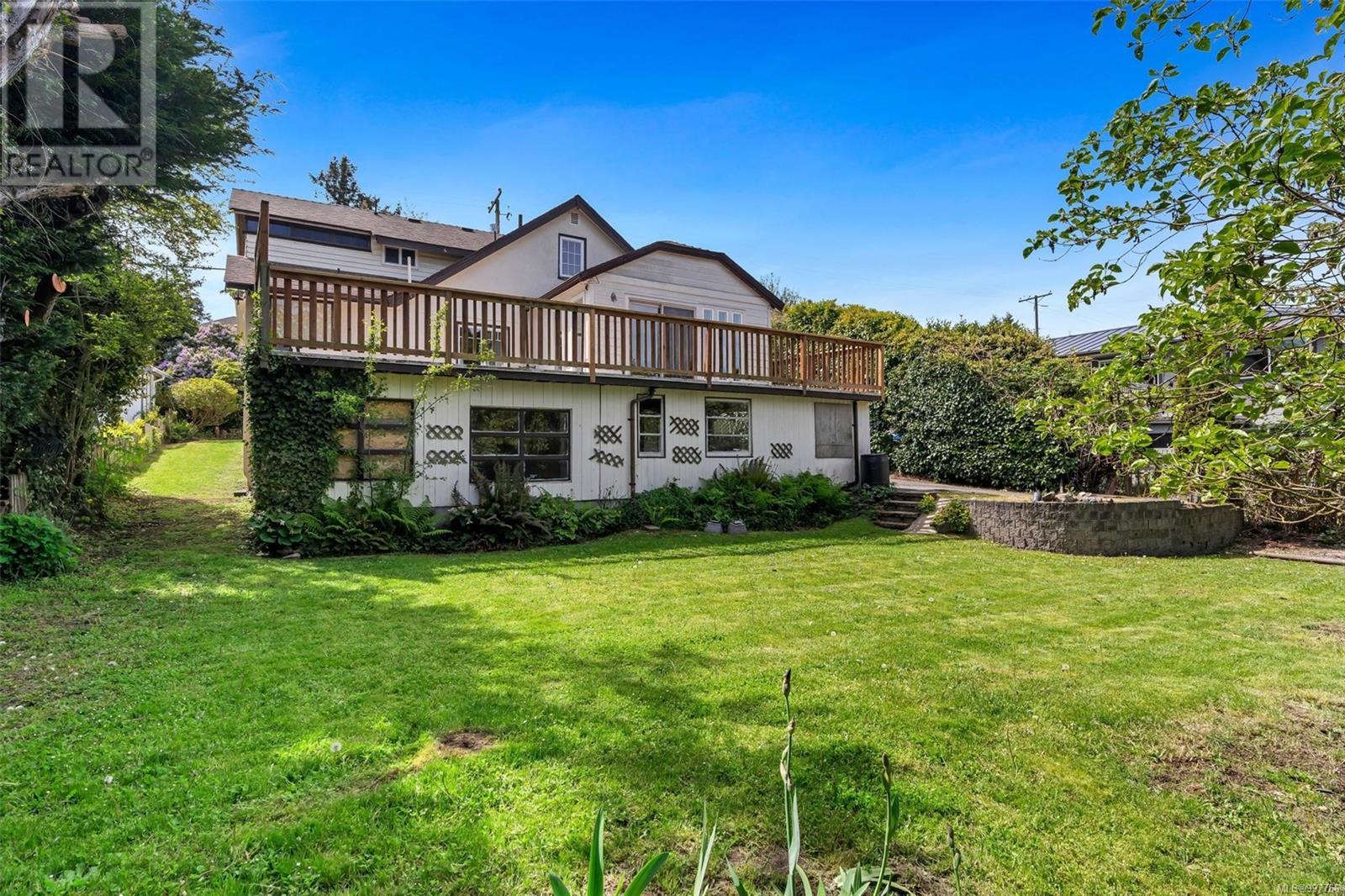 Photo 42 of 1498 Derby Rd, Saanich BC