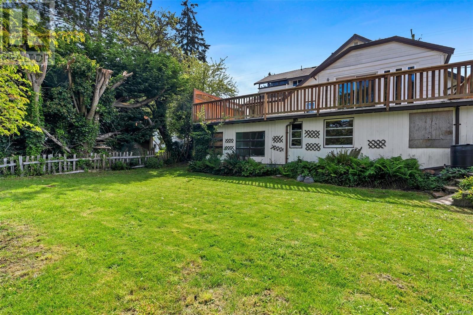 Photo 41 of 1498 Derby Rd, Saanich BC