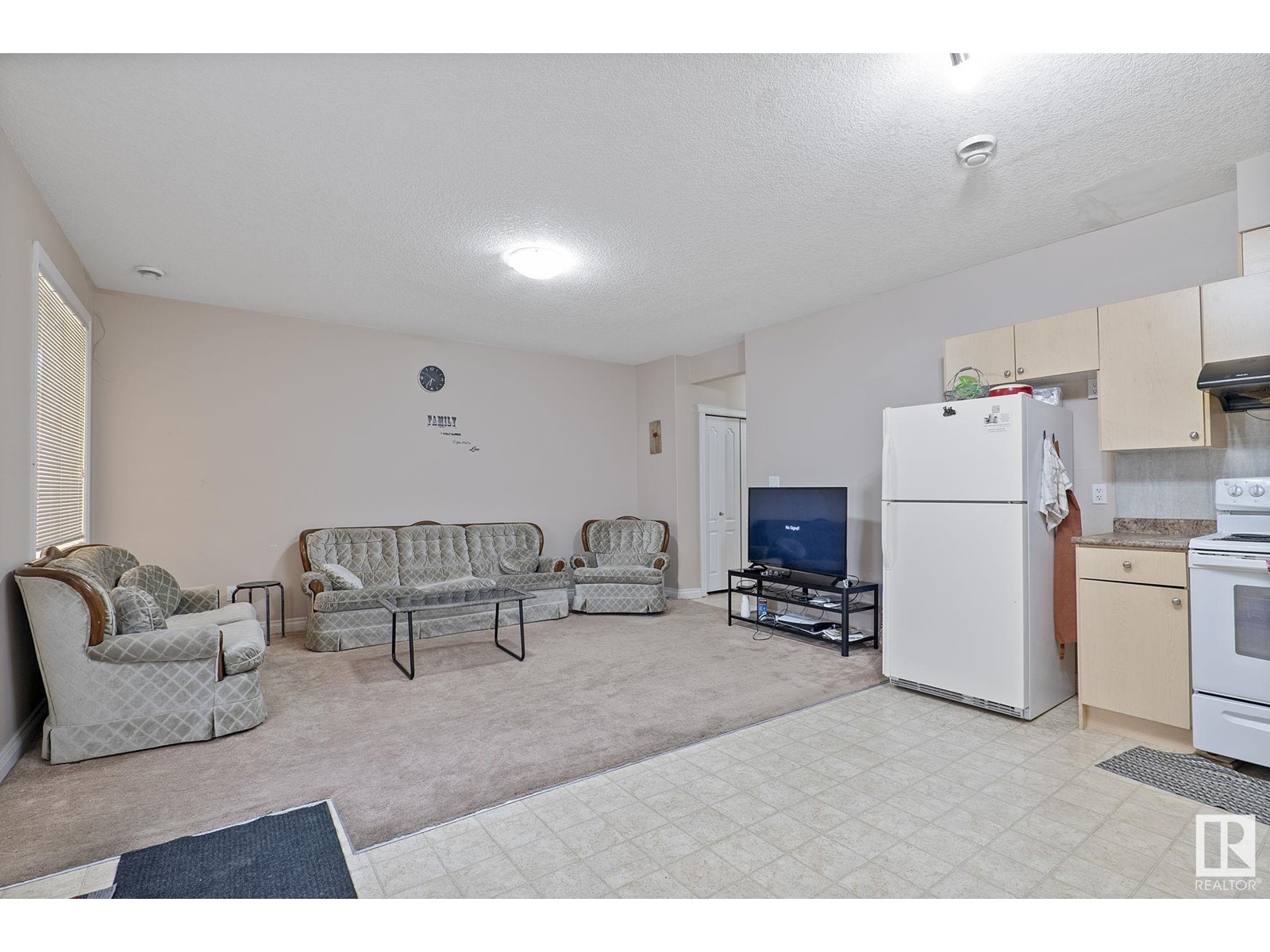 2608 31 Street NW, Edmonton