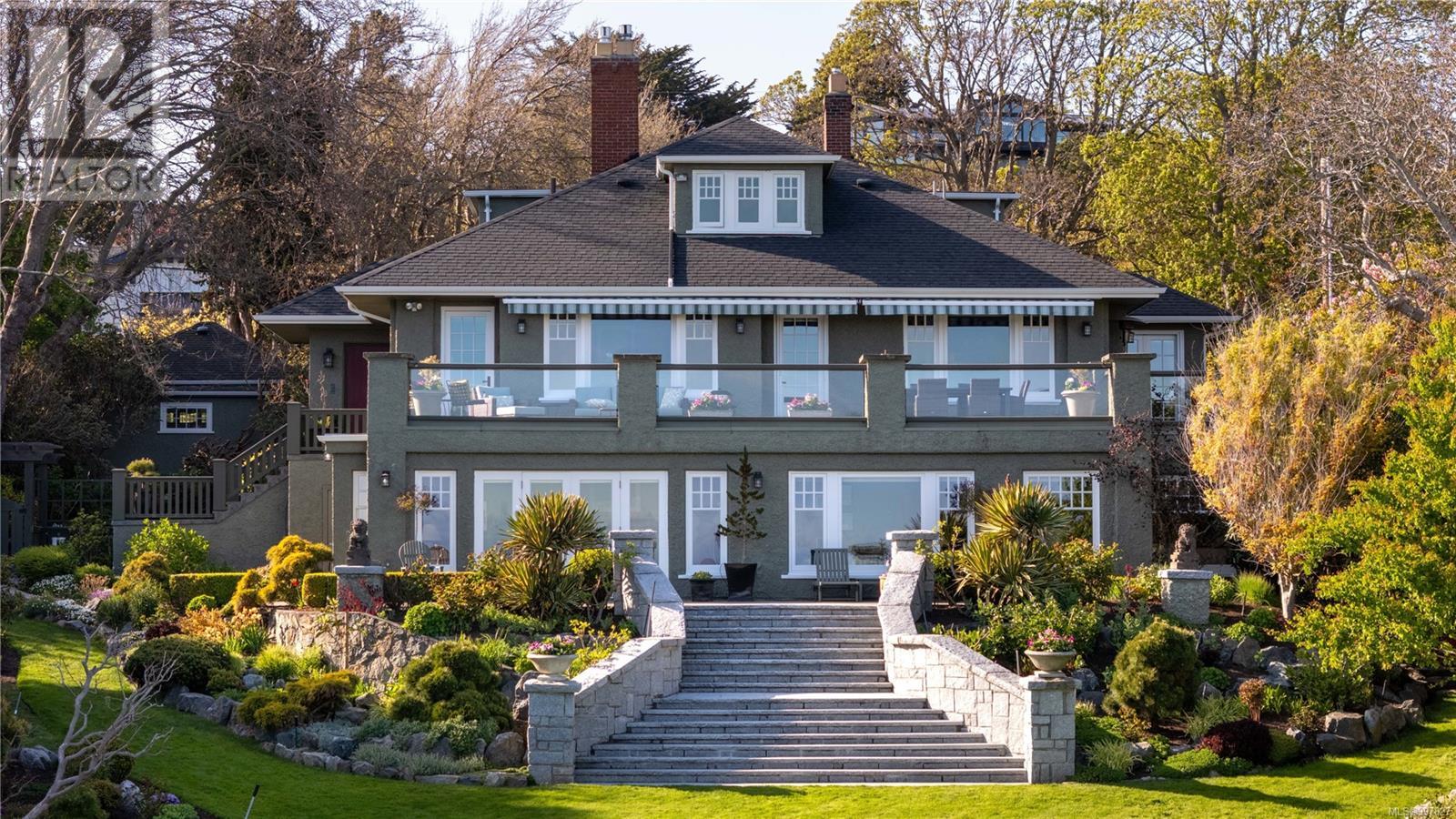  261 King George Terrace, Oak Bay