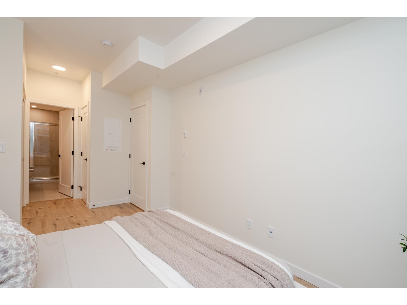 202 33920 BEST AVENUE, Mission