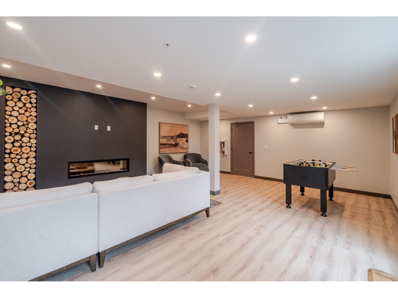 202 33920 BEST AVENUE, Mission