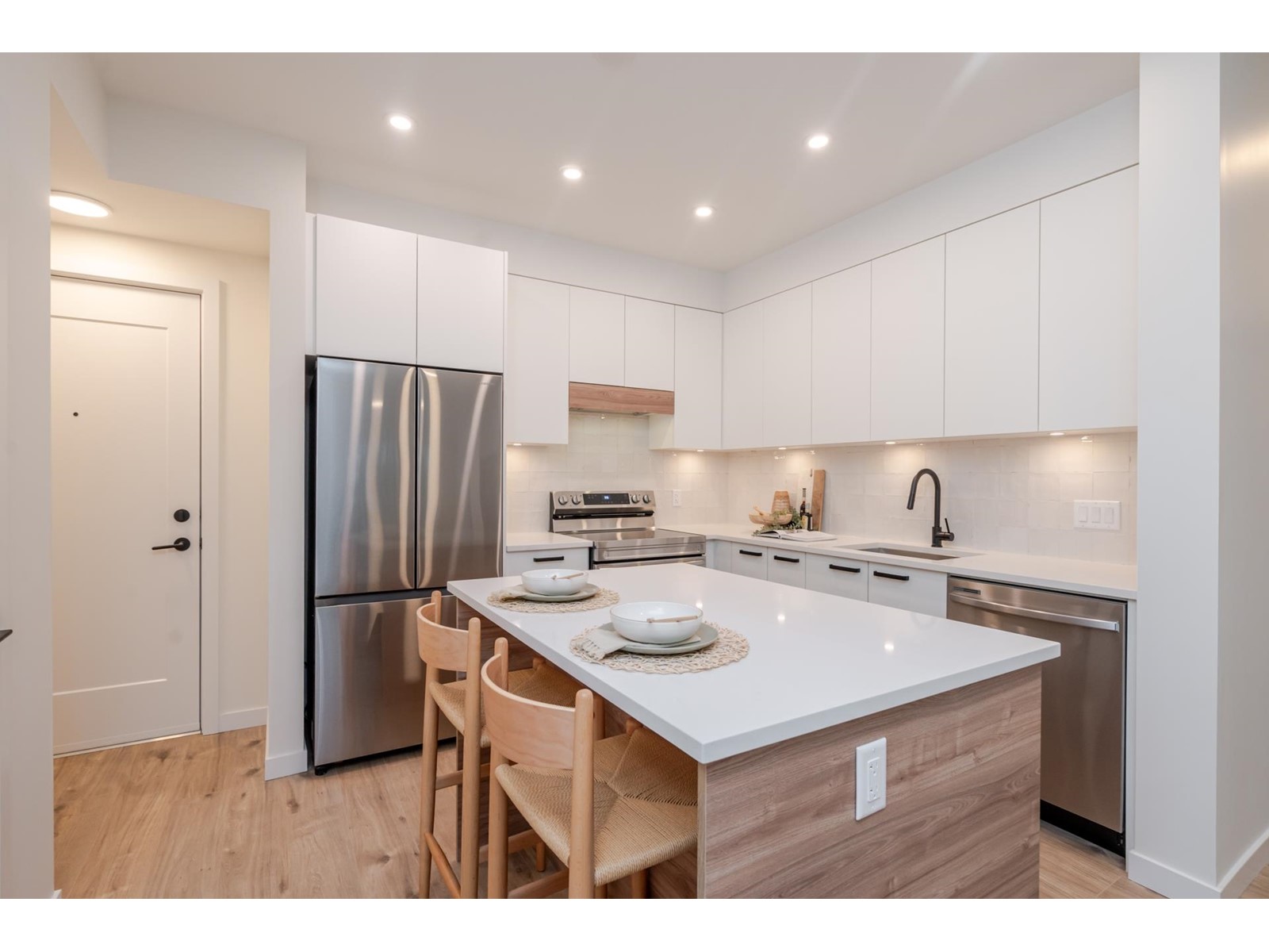 202 33920 BEST AVENUE, Mission real estate listing R2989379