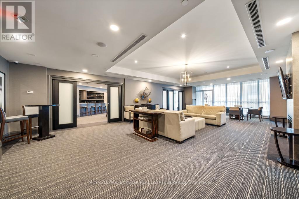 Photo 34 of 103 11 Bronte Road, Oakville ON