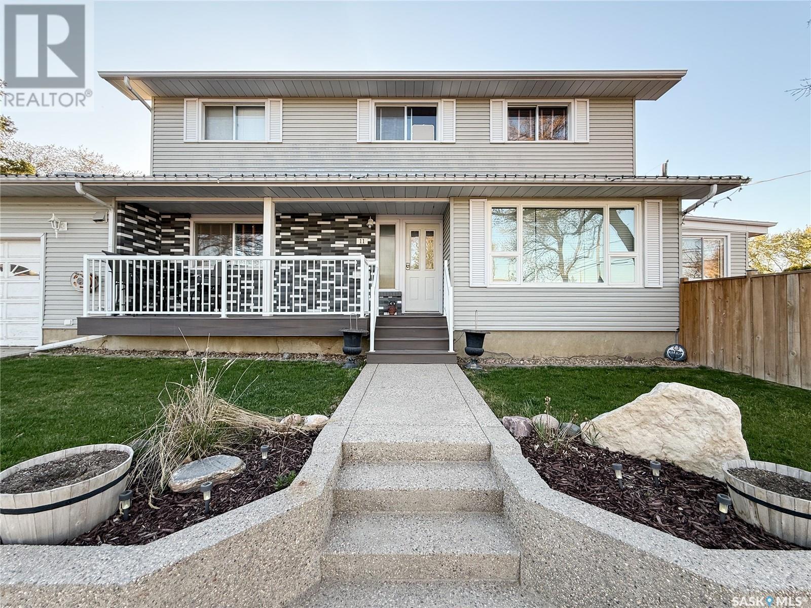 Photo 4 of 11 Conlin Drive, Swift Current SK