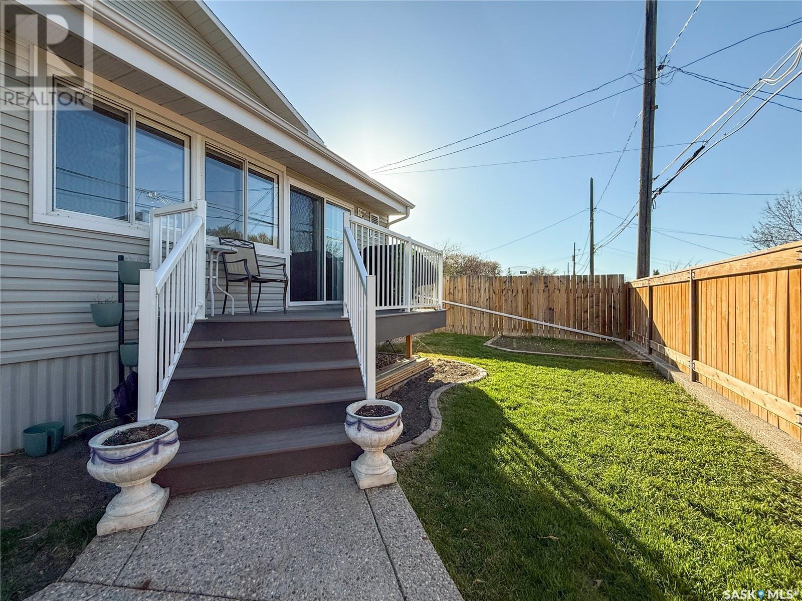 Photo 21 of 11 Conlin Drive, Swift Current SK