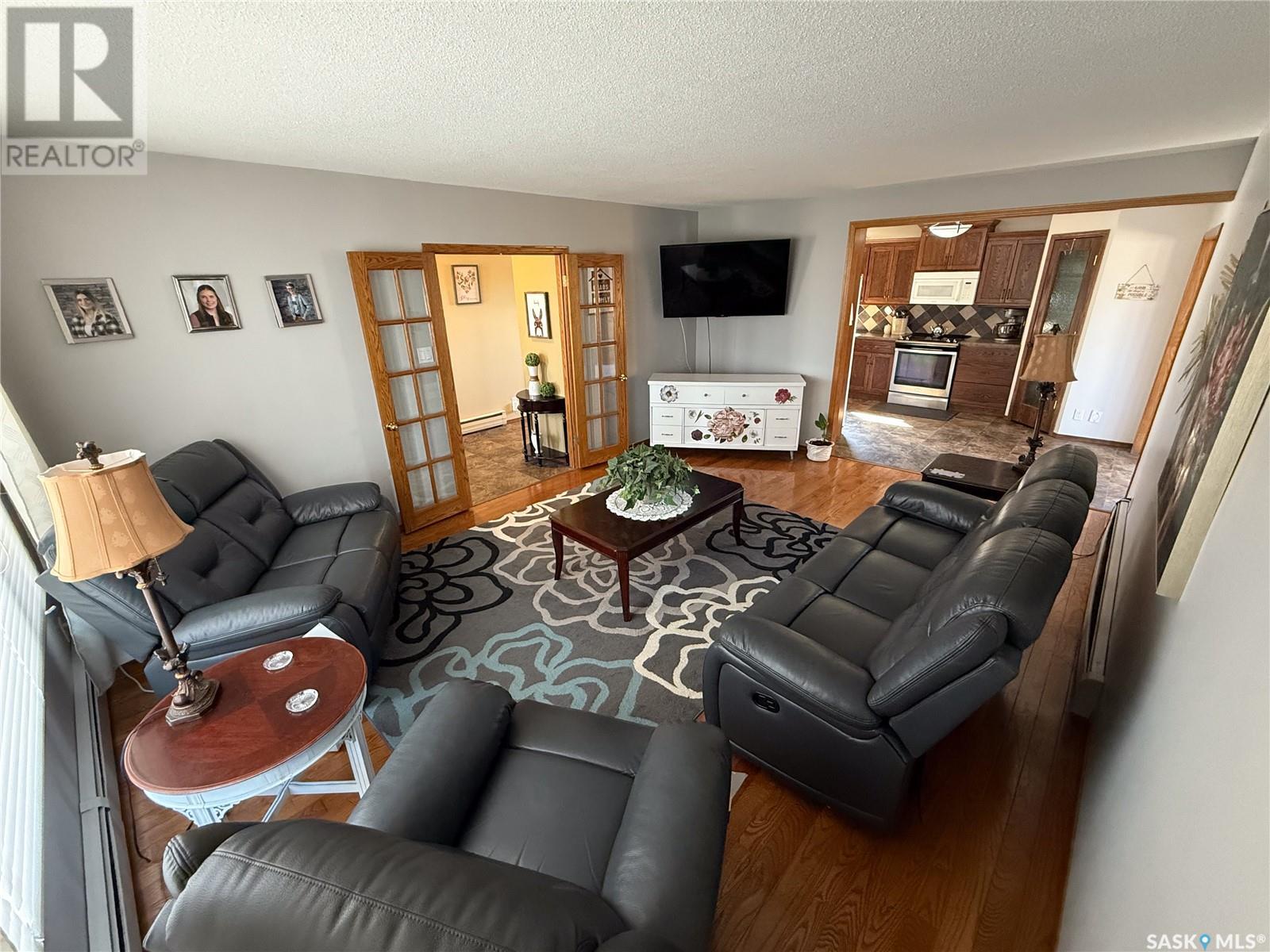 Photo 15 of 11 Conlin Drive, Swift Current SK