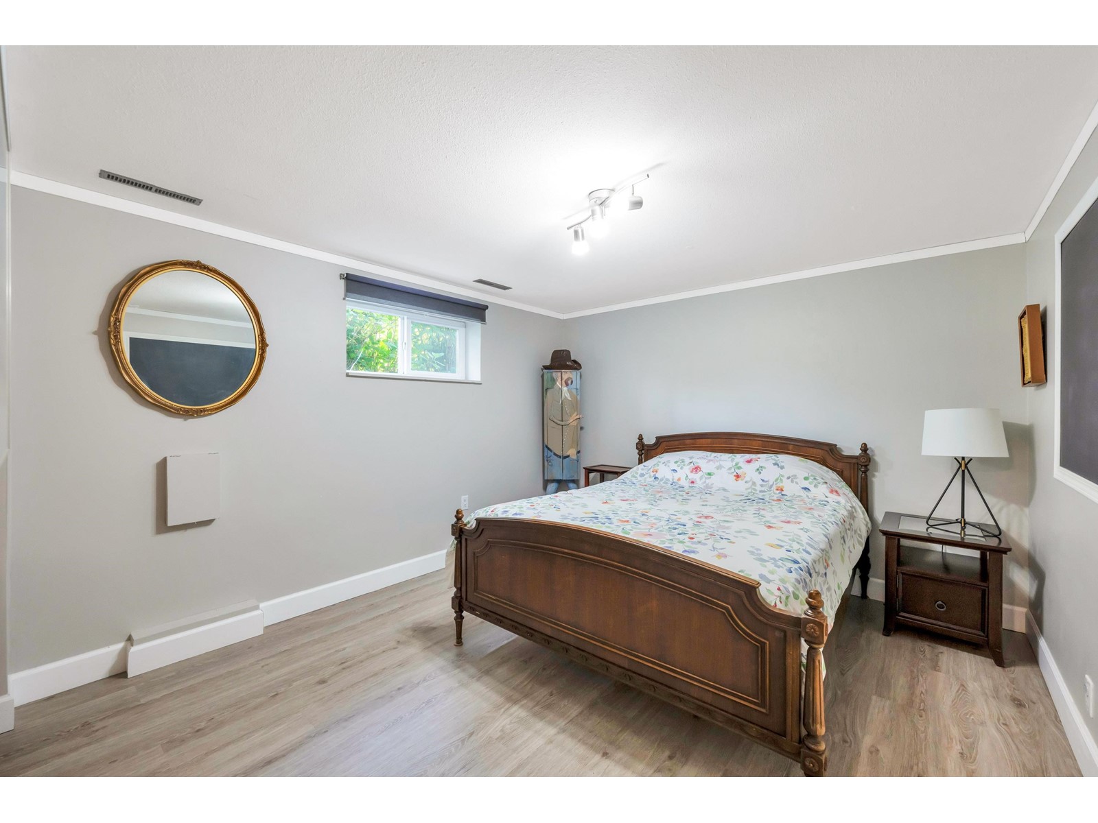 1350 FINLAY STREET, White Rock