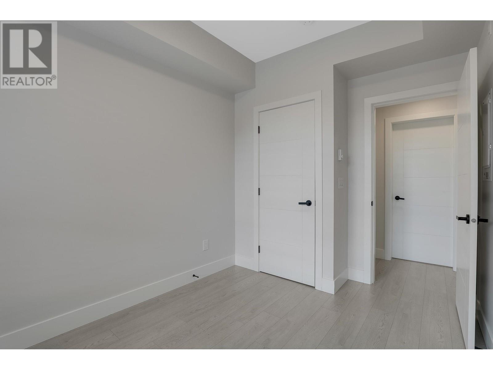 229 11655 FRASER STREET, Maple Ridge