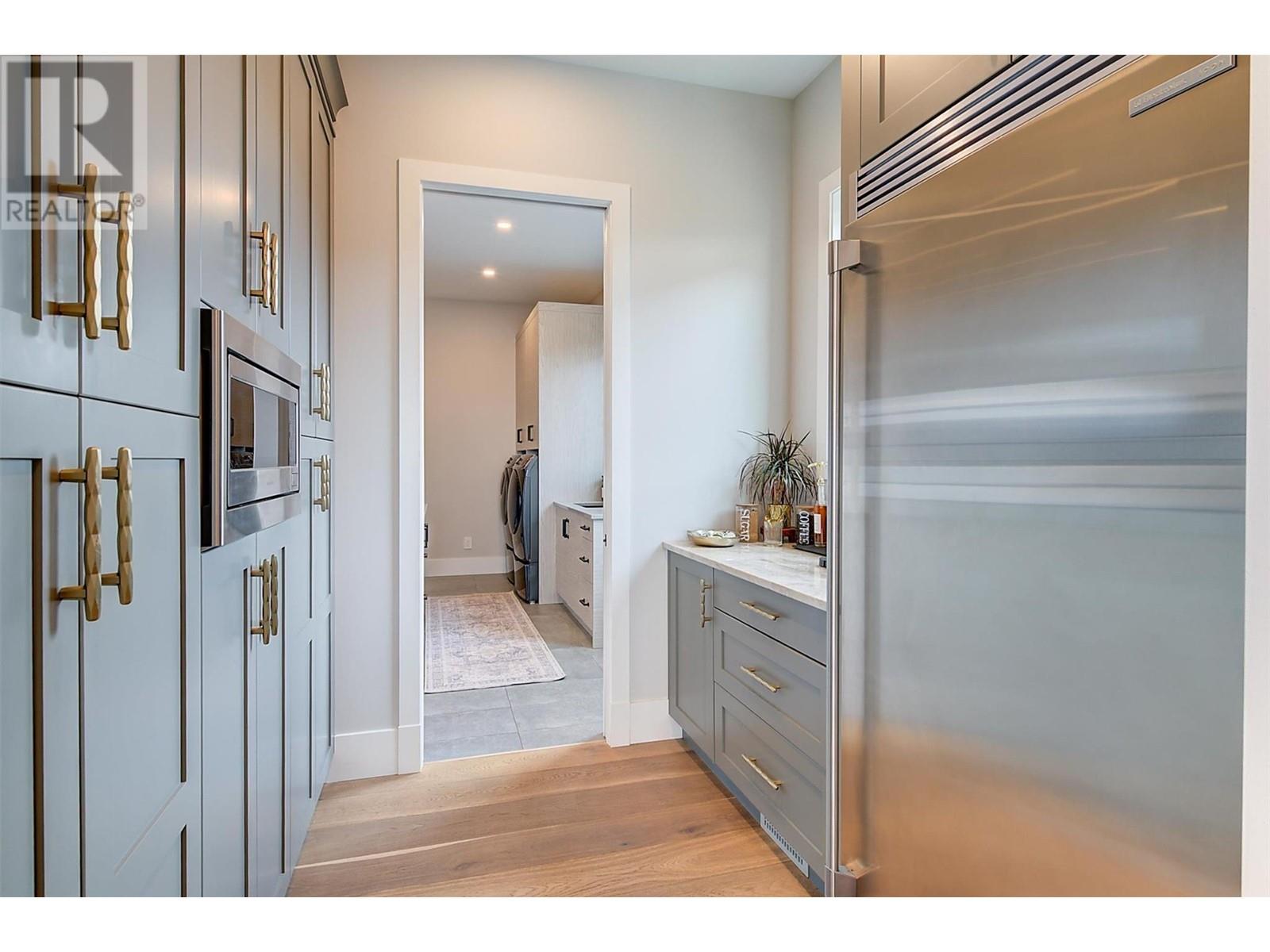 1612 Vincent Place, Kelowna