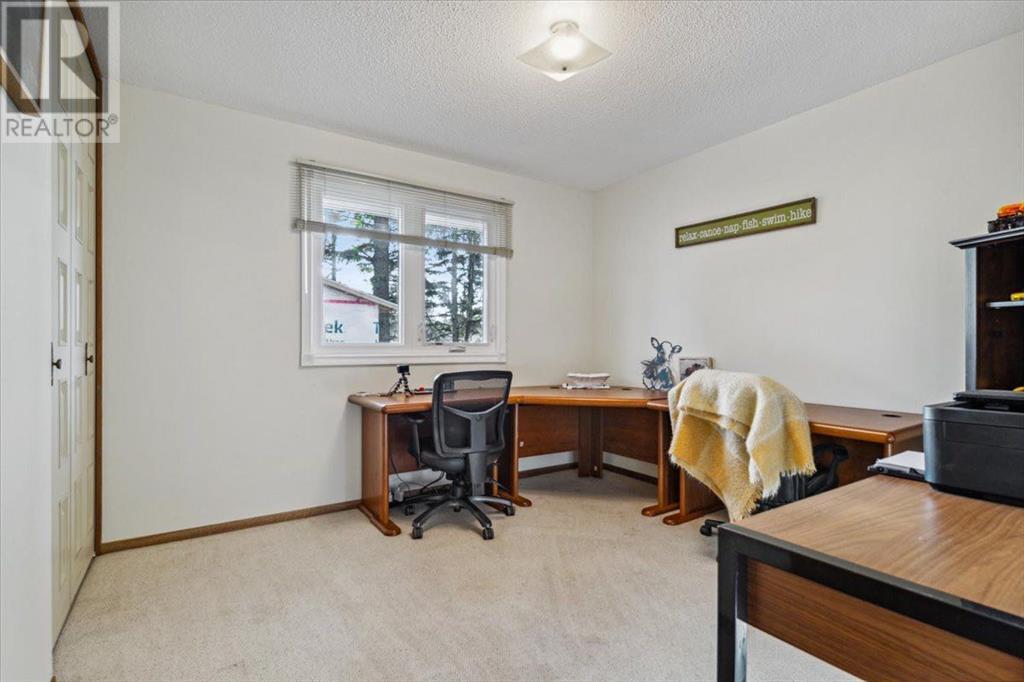Single Family House Bi-level for Sale in   Street Mountview Grande Prairie 