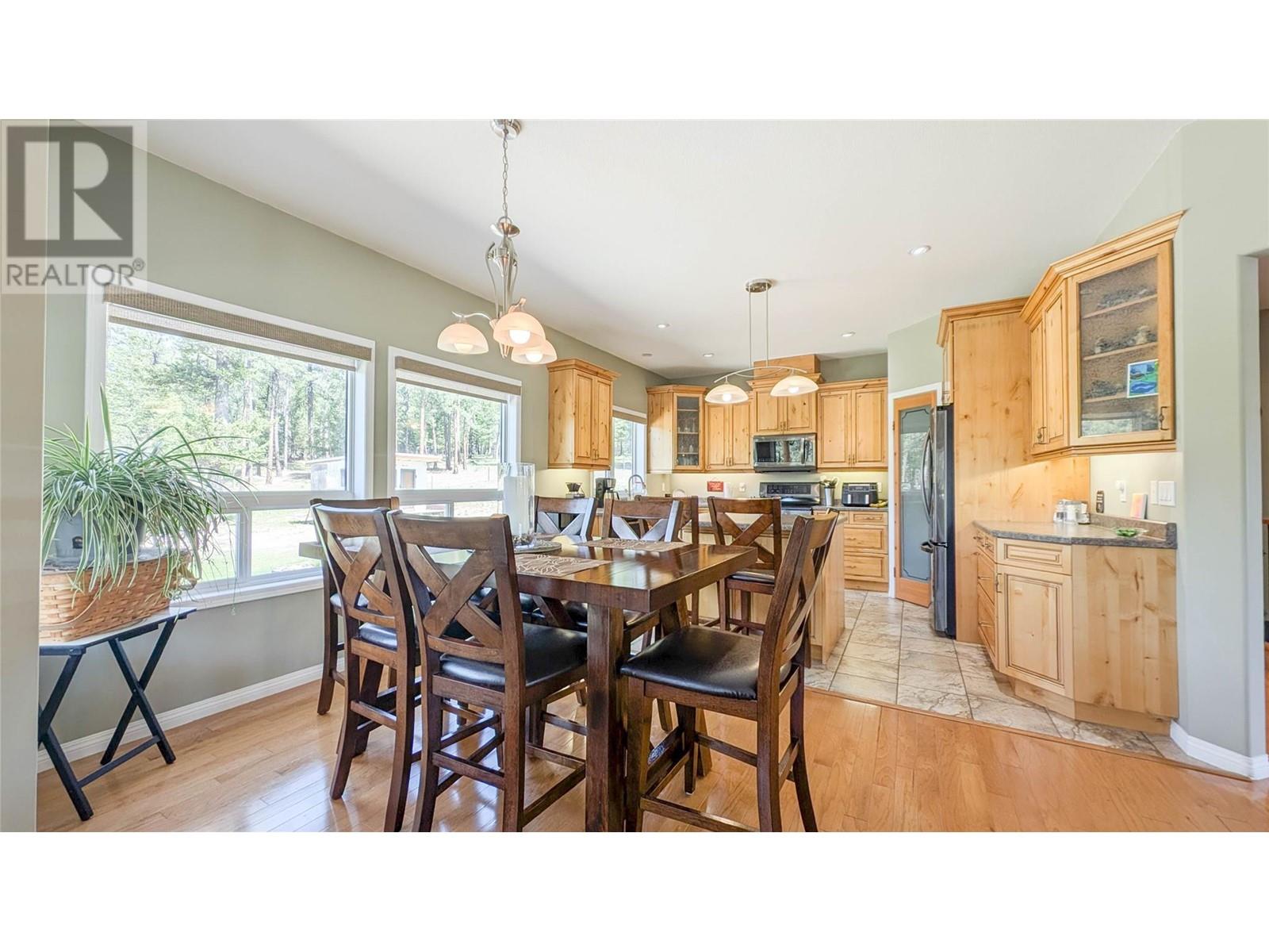 6182 HWY 3-93 Highway, Cranbrook