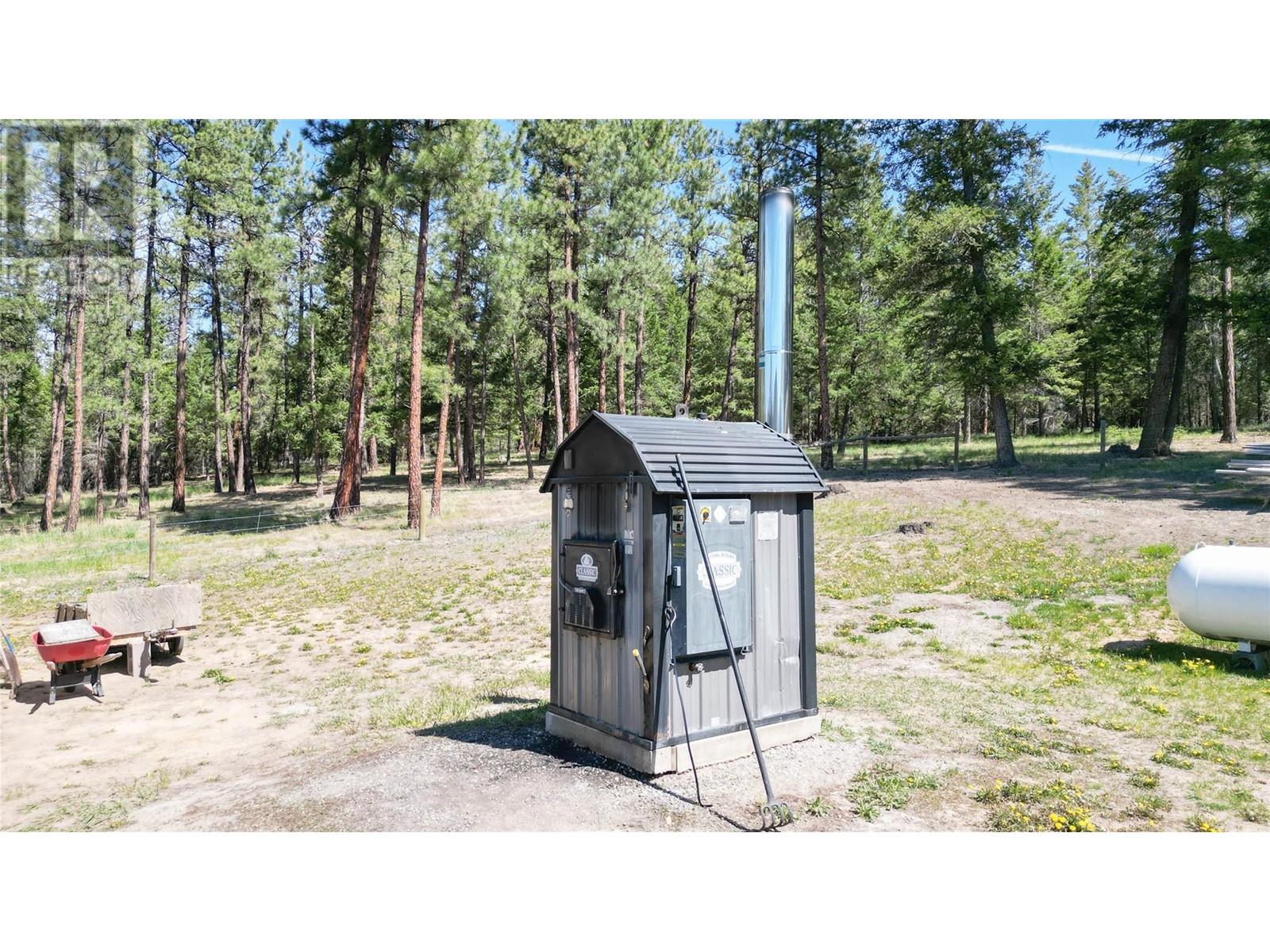 6182 HWY 3-93 Highway, Cranbrook