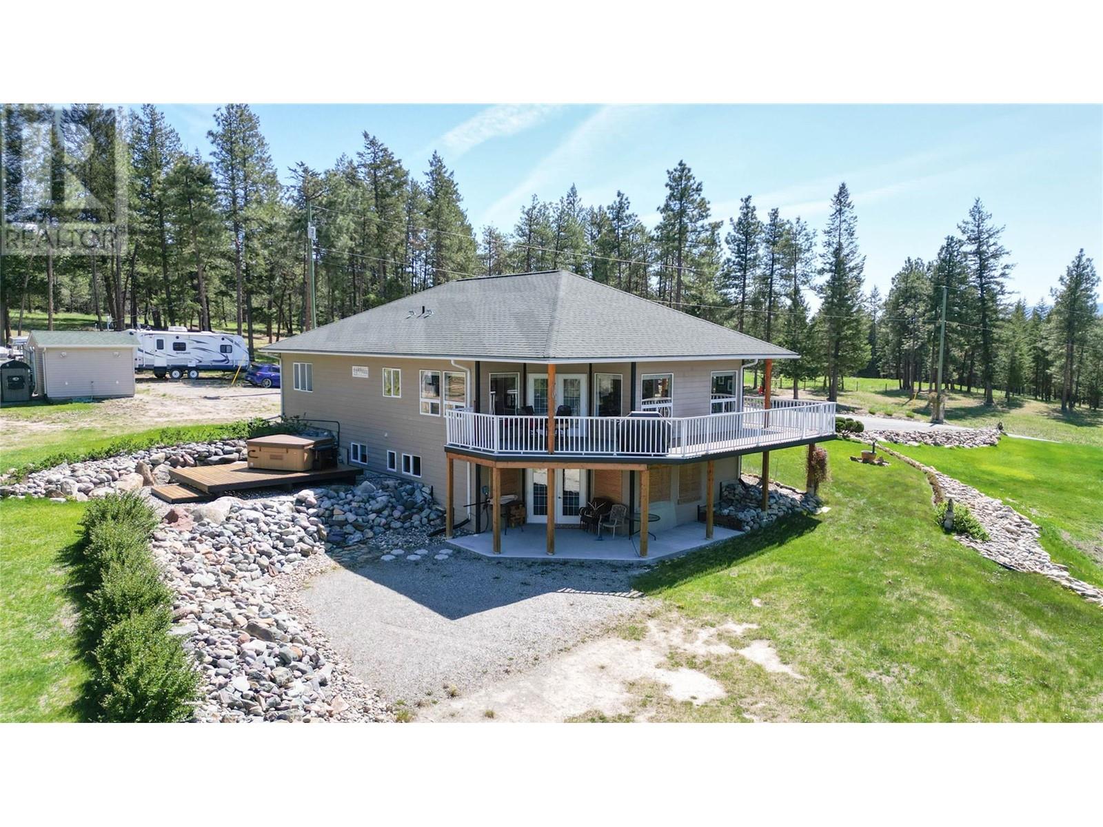 6182 HWY 3-93 Highway, Cranbrook