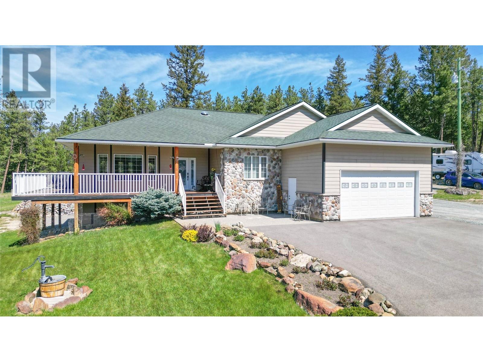 6182 HWY 3-93 Highway, Cranbrook