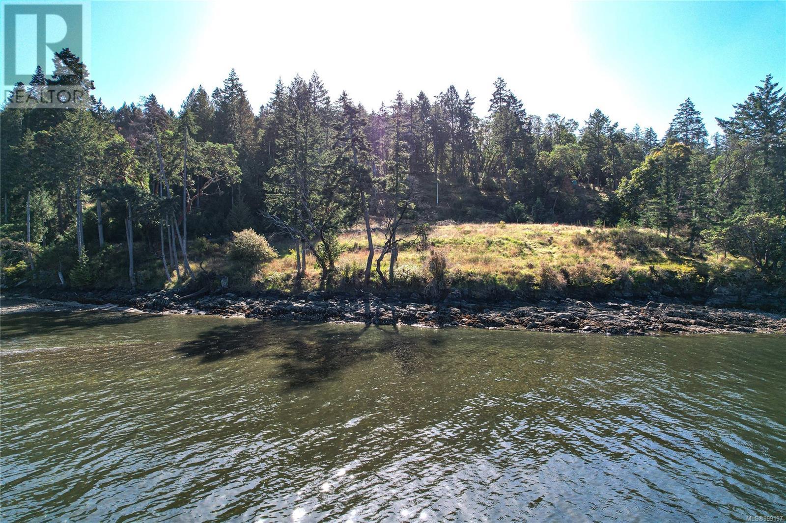 122 Narrows West Rd, Salt Spring