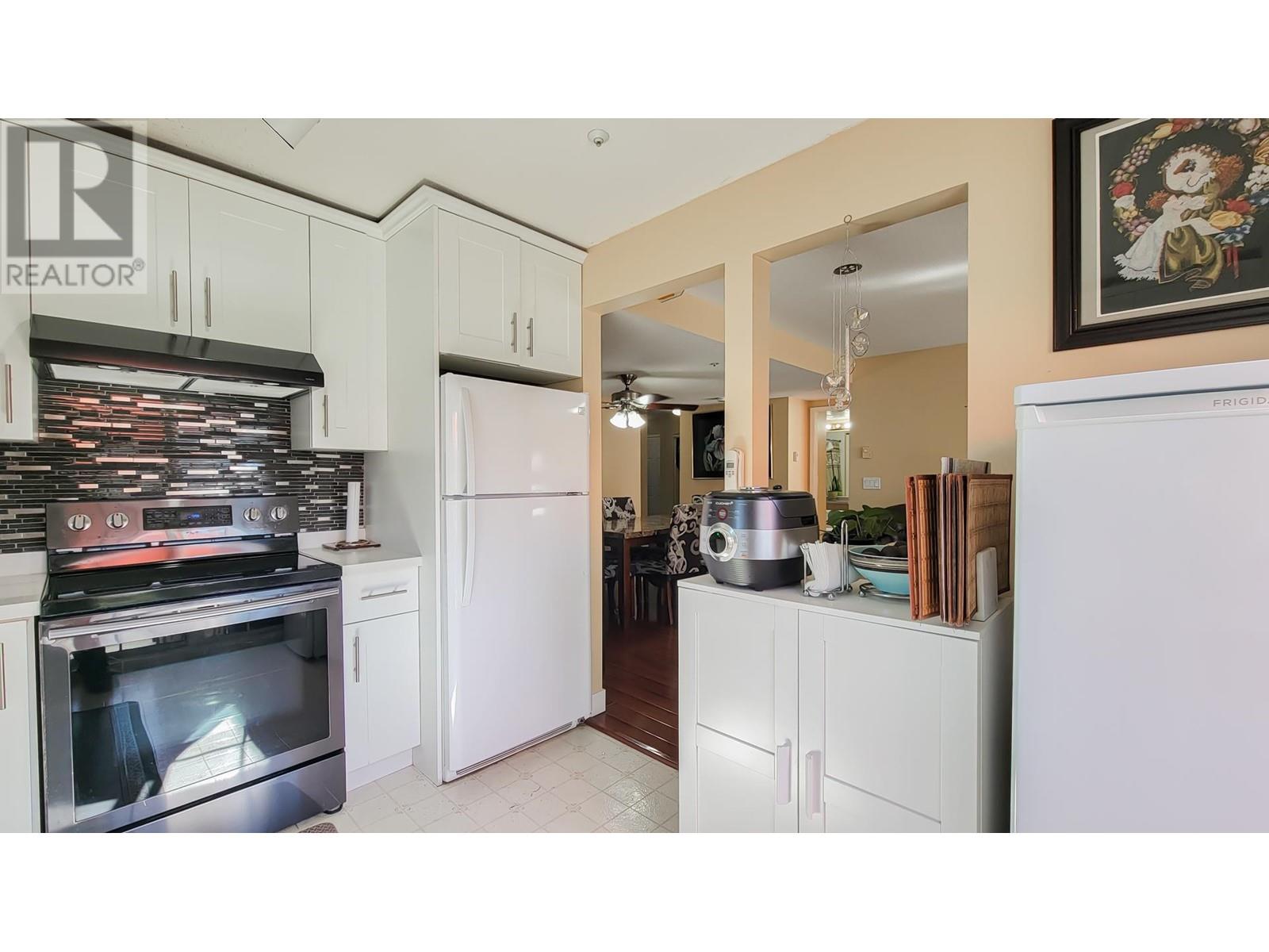 304 2678 DIXON STREET, Port Coquitlam real estate listing R3000305